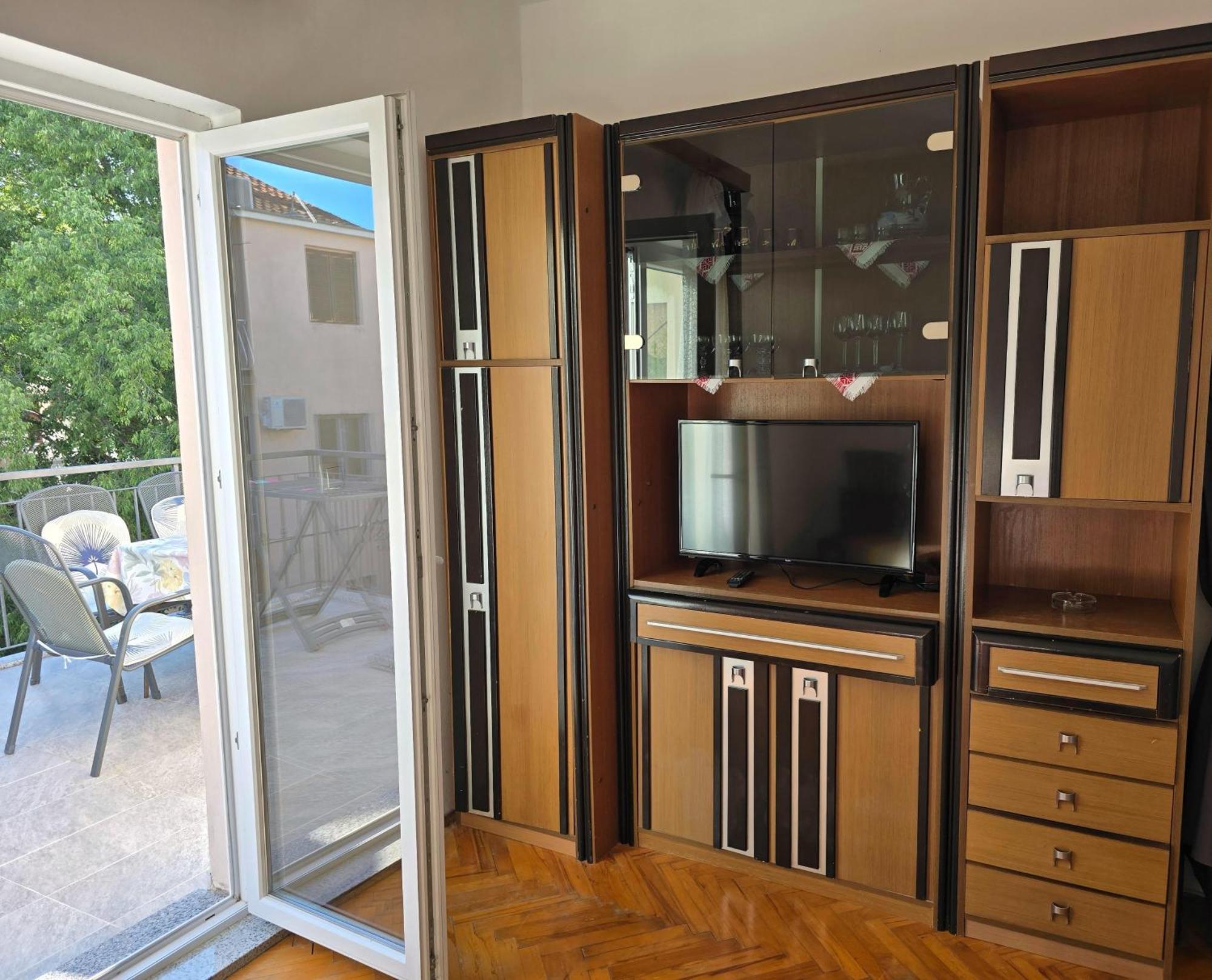 Apartment Tome Биоград на Мору Екстериор снимка