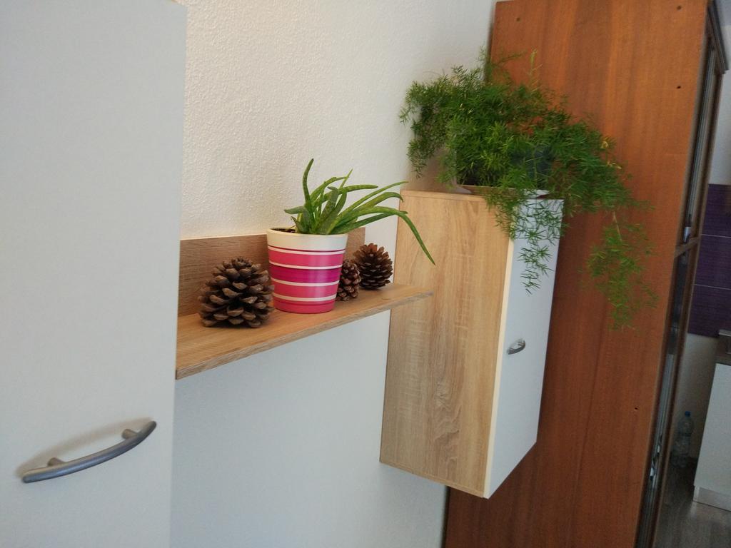 Apartment Tome Биоград на Мору Екстериор снимка
