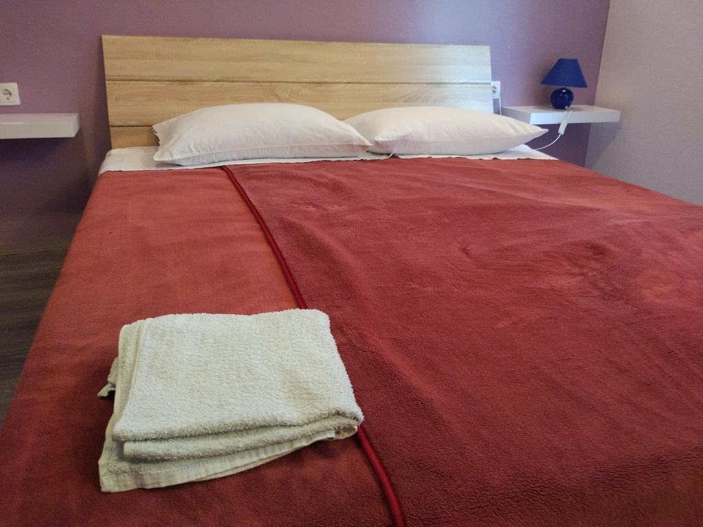 Apartment Tome Биоград на Мору Екстериор снимка