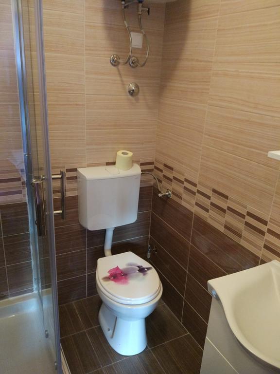 Apartment Tome Биоград на Мору Екстериор снимка
