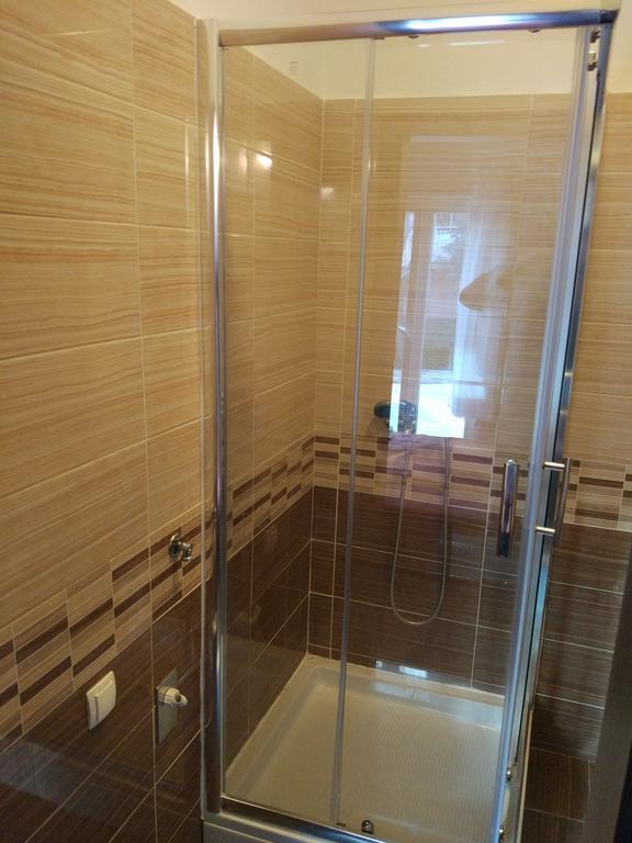 Apartment Tome Биоград на Мору Екстериор снимка